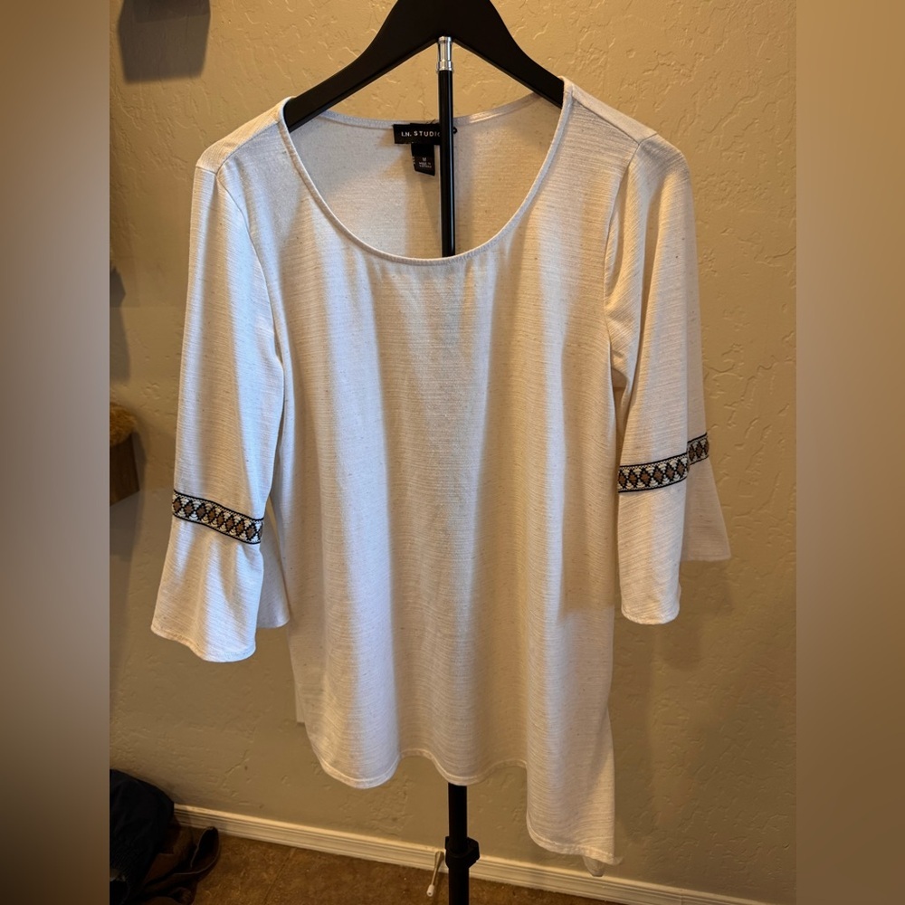 I.N. Studio White Scoop Neck Tunic with Embroidered Sleeve Trim